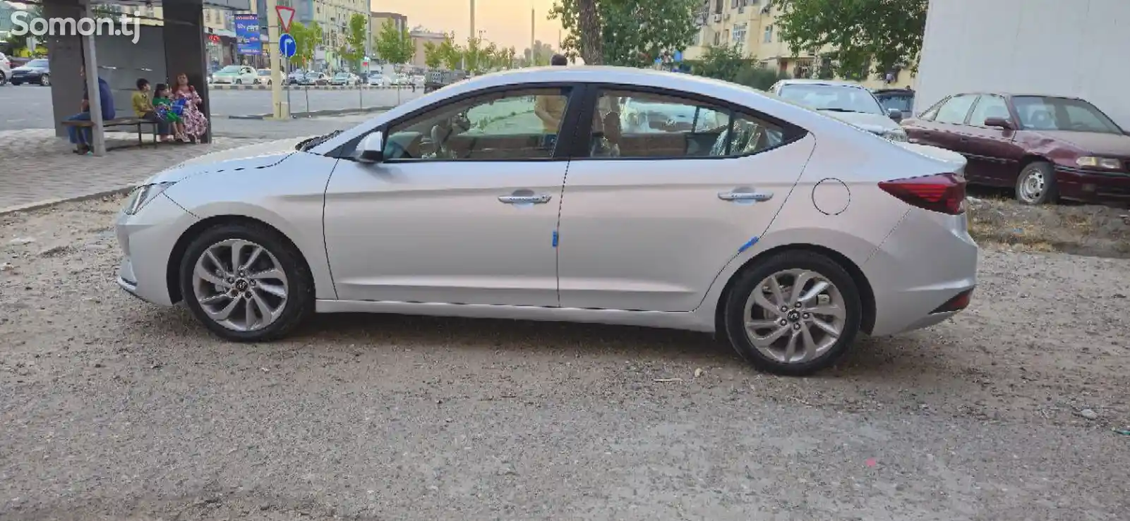 Hyundai Elantra, 2019-1