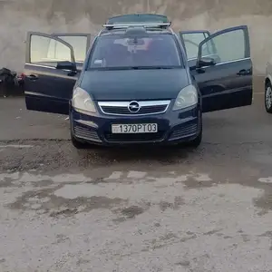 Opel Zafira, 2007