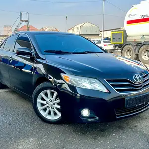 Toyota Camry, 2011