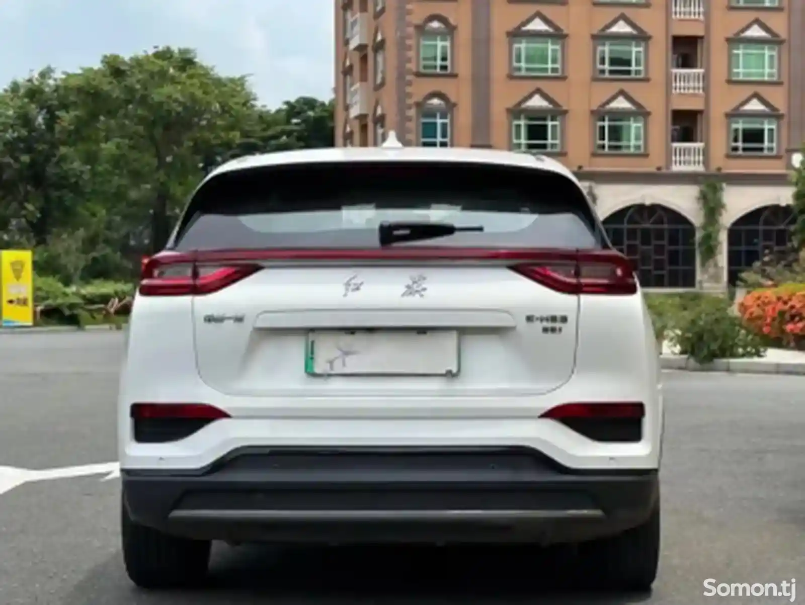 Hongqi E-HS3, 2019-5