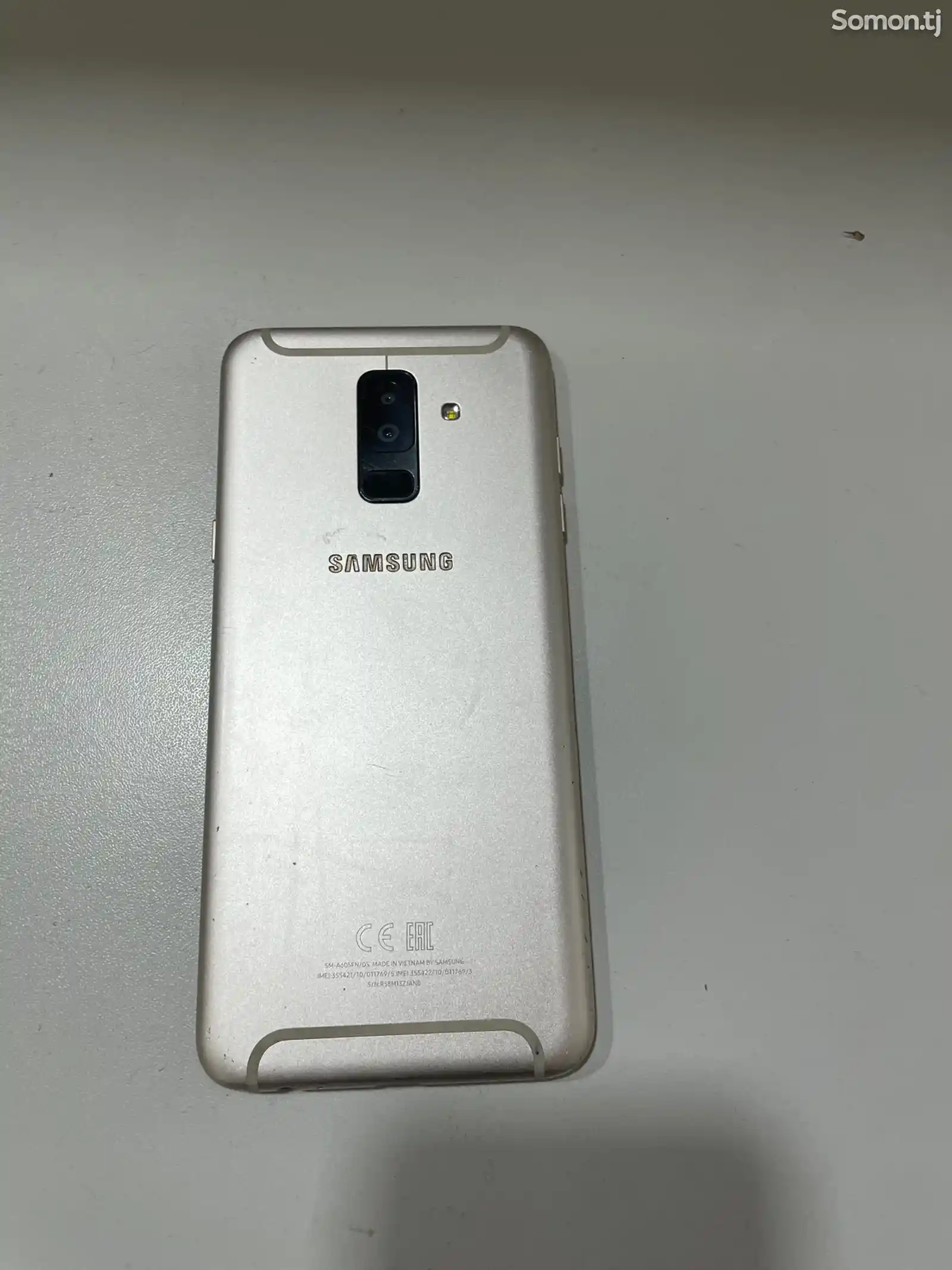 Samsung Galaxy A6 plus-2