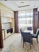 2-комн. квартира, 11 этаж, 68м², Сино-5