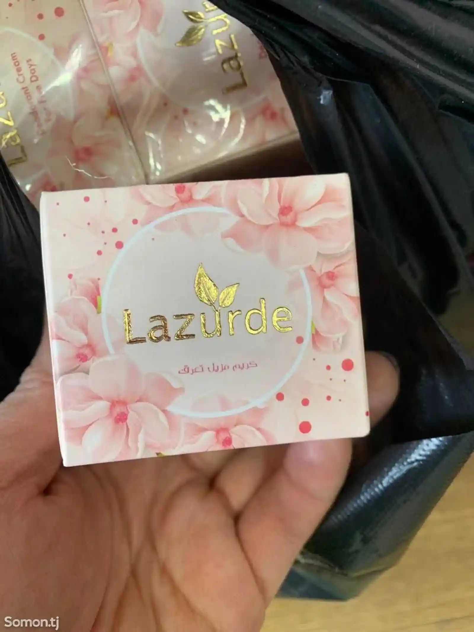 Крем-дезодорант Lazurde-3
