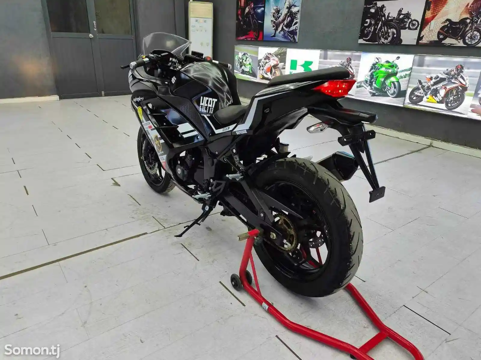 Мотоцикл Kawasaki Ninja 200cc на заказ-7
