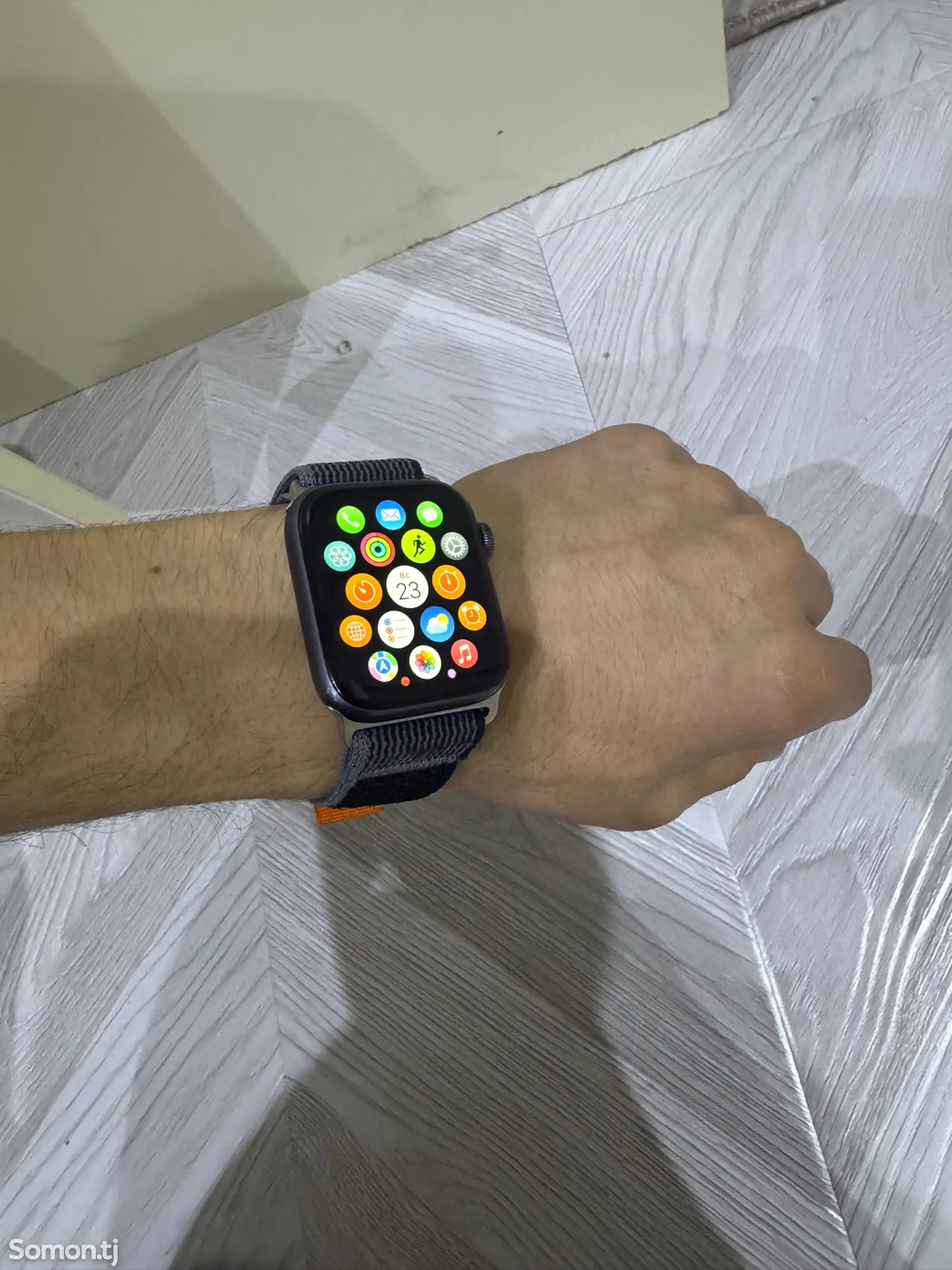 Смарт часы Apple Watch-1