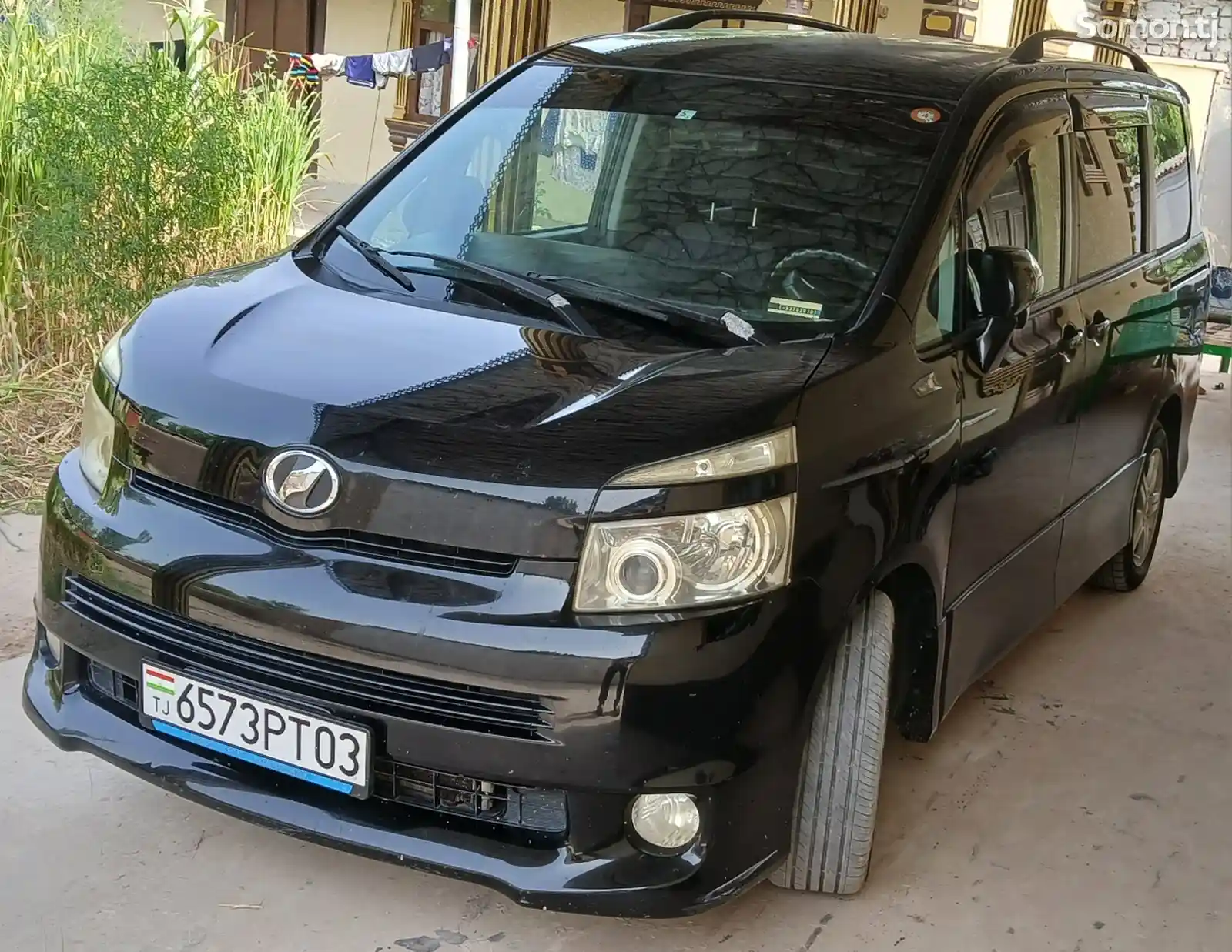 Toyota Voxy, 2008-1
