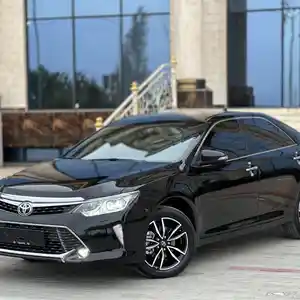 Toyota Camry, 2017