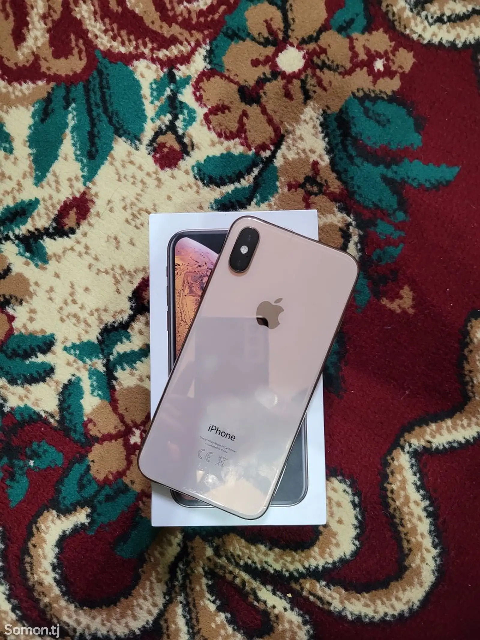 Apple iPhone Xs, 64 gb, Gold-1