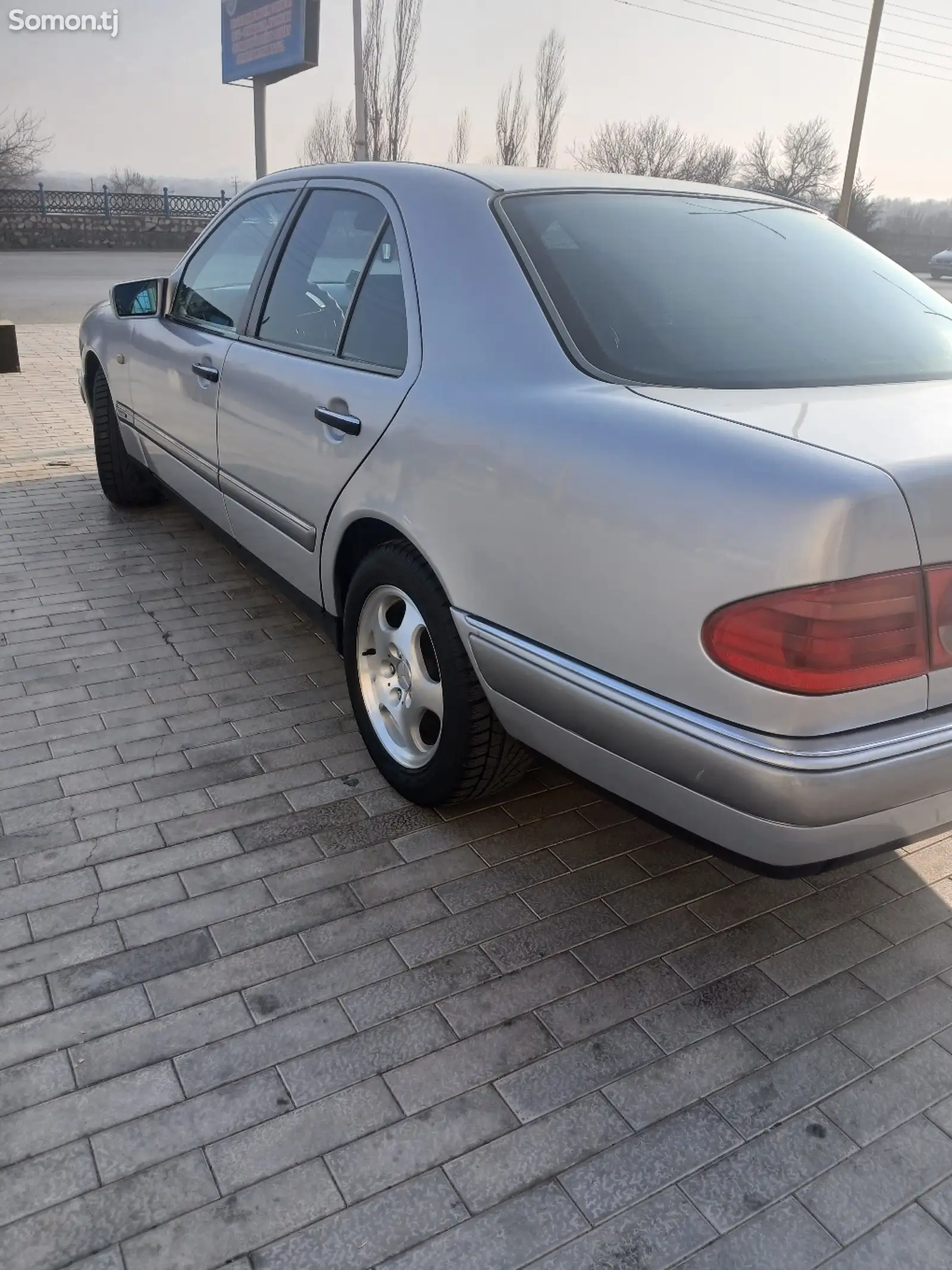 Mercedes-Benz E class, 1996-1