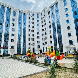 2-комн. квартира, 3 этаж, 92 м², Сафо Белый городок