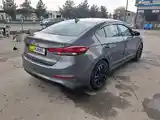 Hyundai Elantra, 2017-4