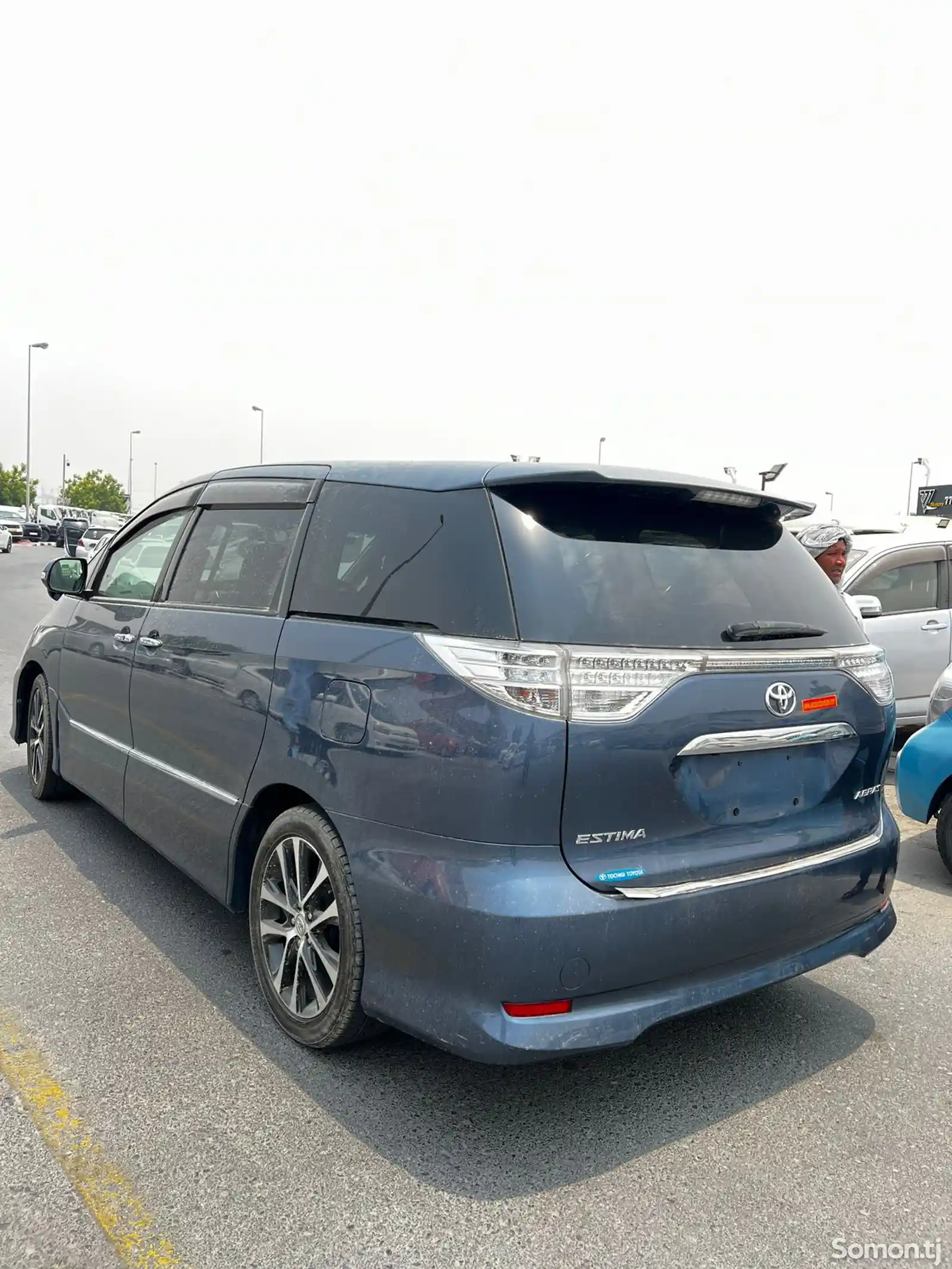 Toyota Estima, 2014-4