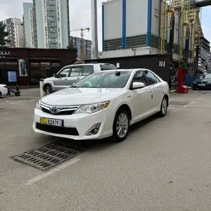 Toyota Camry, 2012