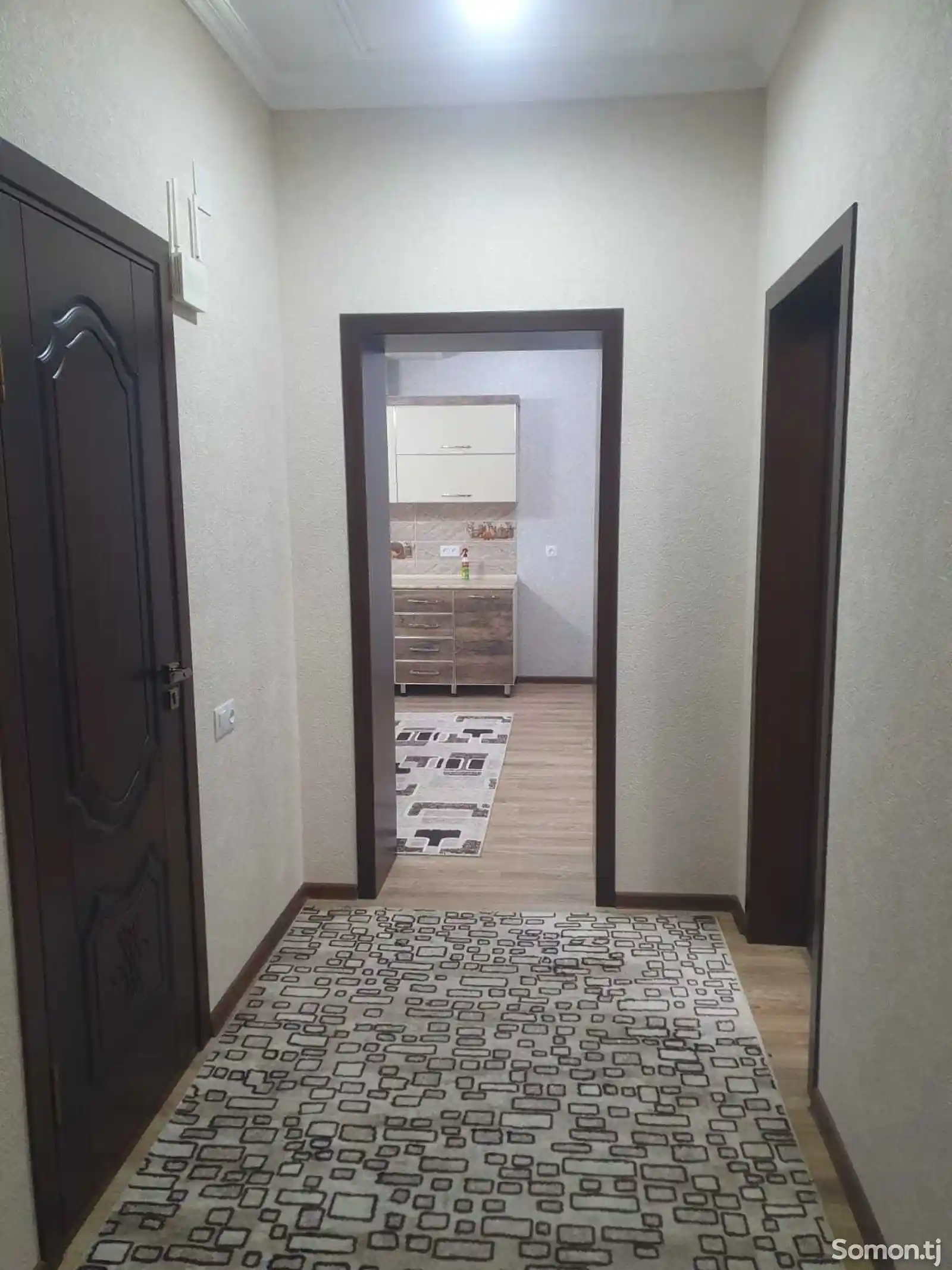 2-комн. квартира, Цокольный этаж, 50м², 19мкр-11