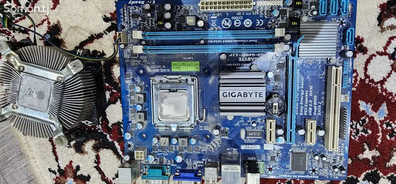 Материнская плата Gigabyte + intel 2.50HZ-1