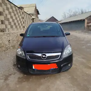 Opel Zafira, 2007