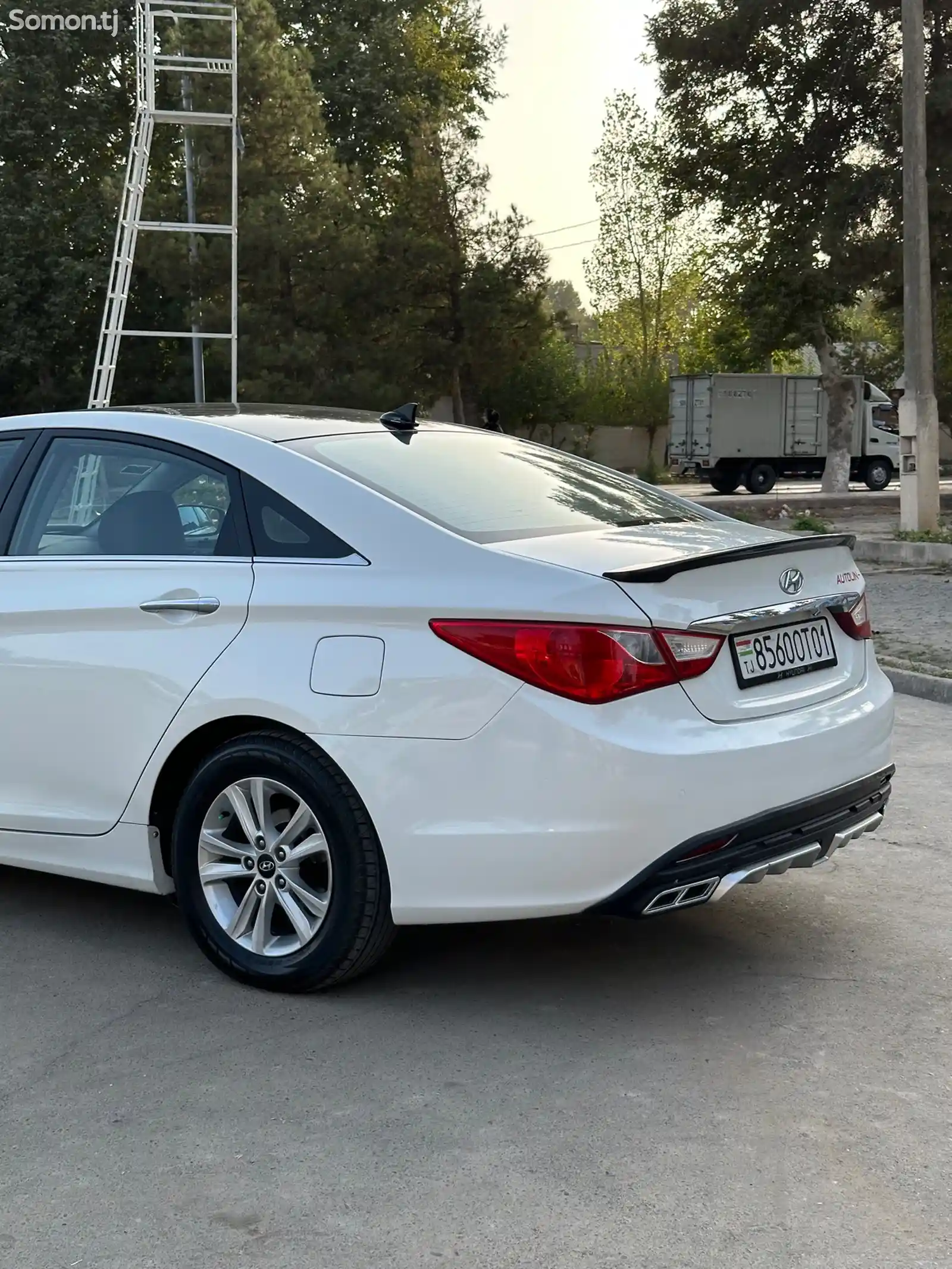 Hyundai Sonata, 2010-11