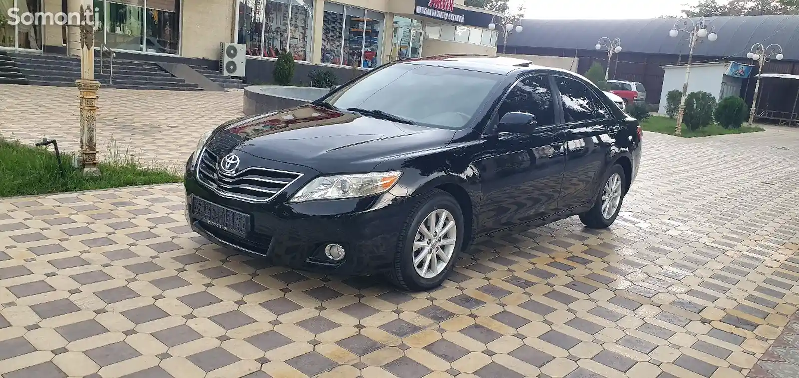 Toyota Camry, 2010-1