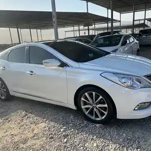 Hyundai Grandeur, 2013