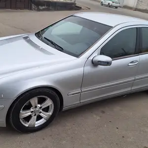 Mercedes-Benz C class, 2003