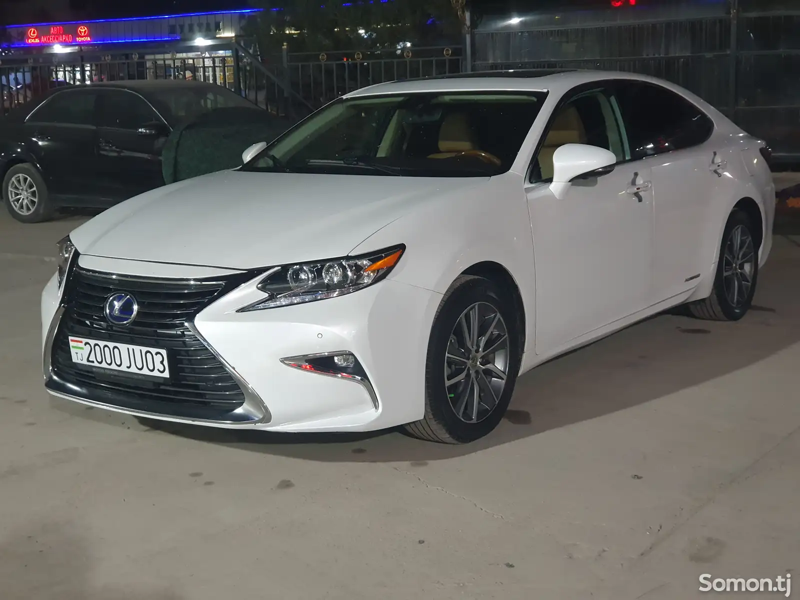 Lexus ES series, 2016-1