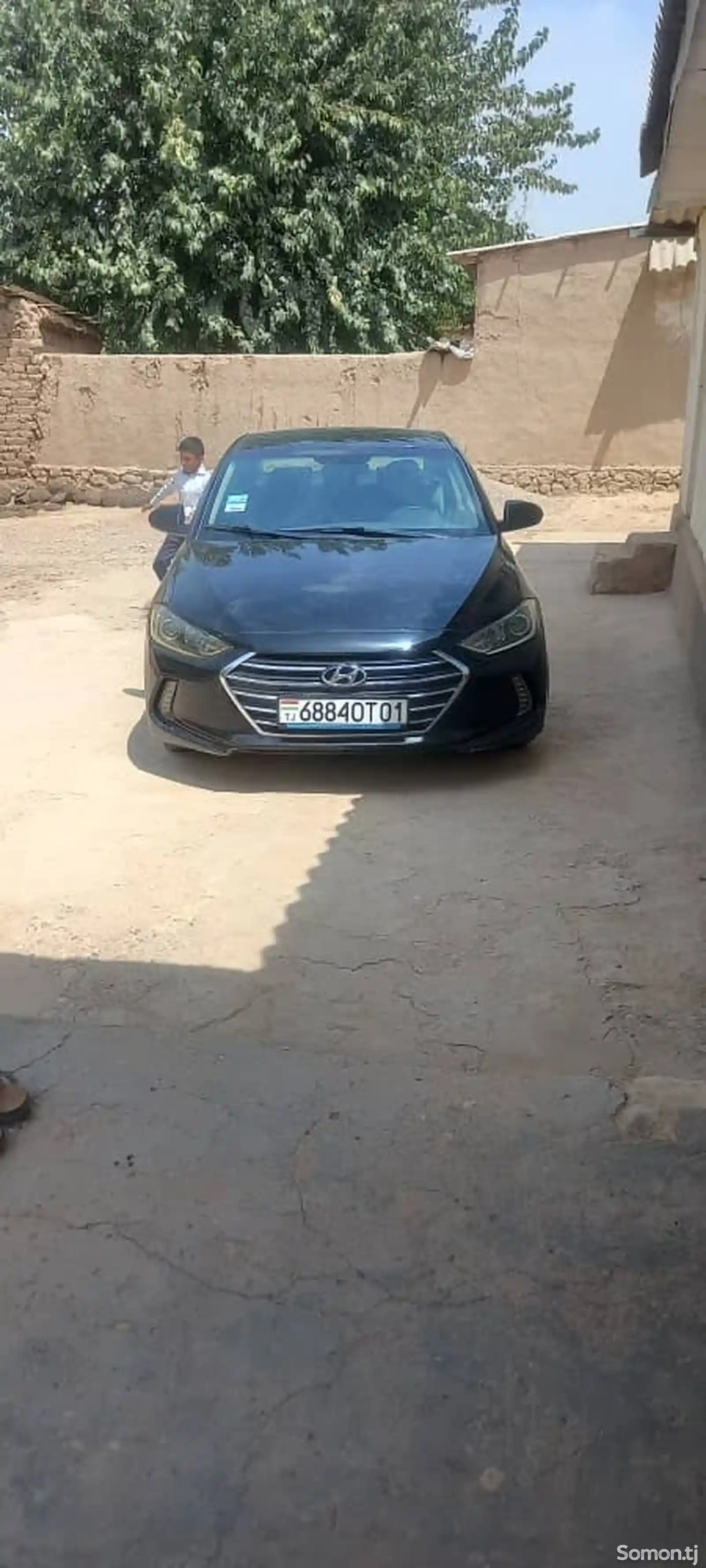 Hyundai Elantra, 2017-6