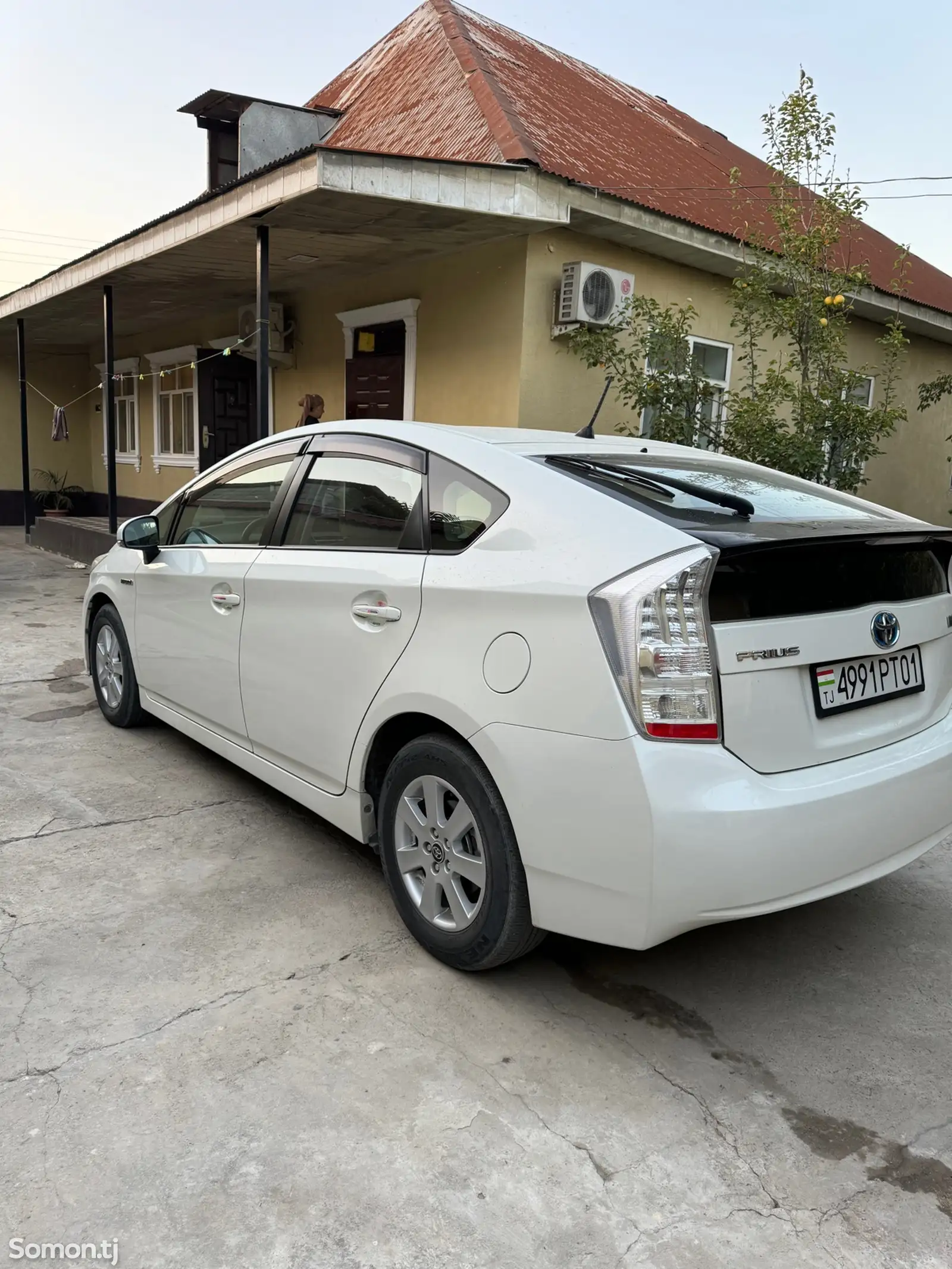 Toyota Prius, 2011-3