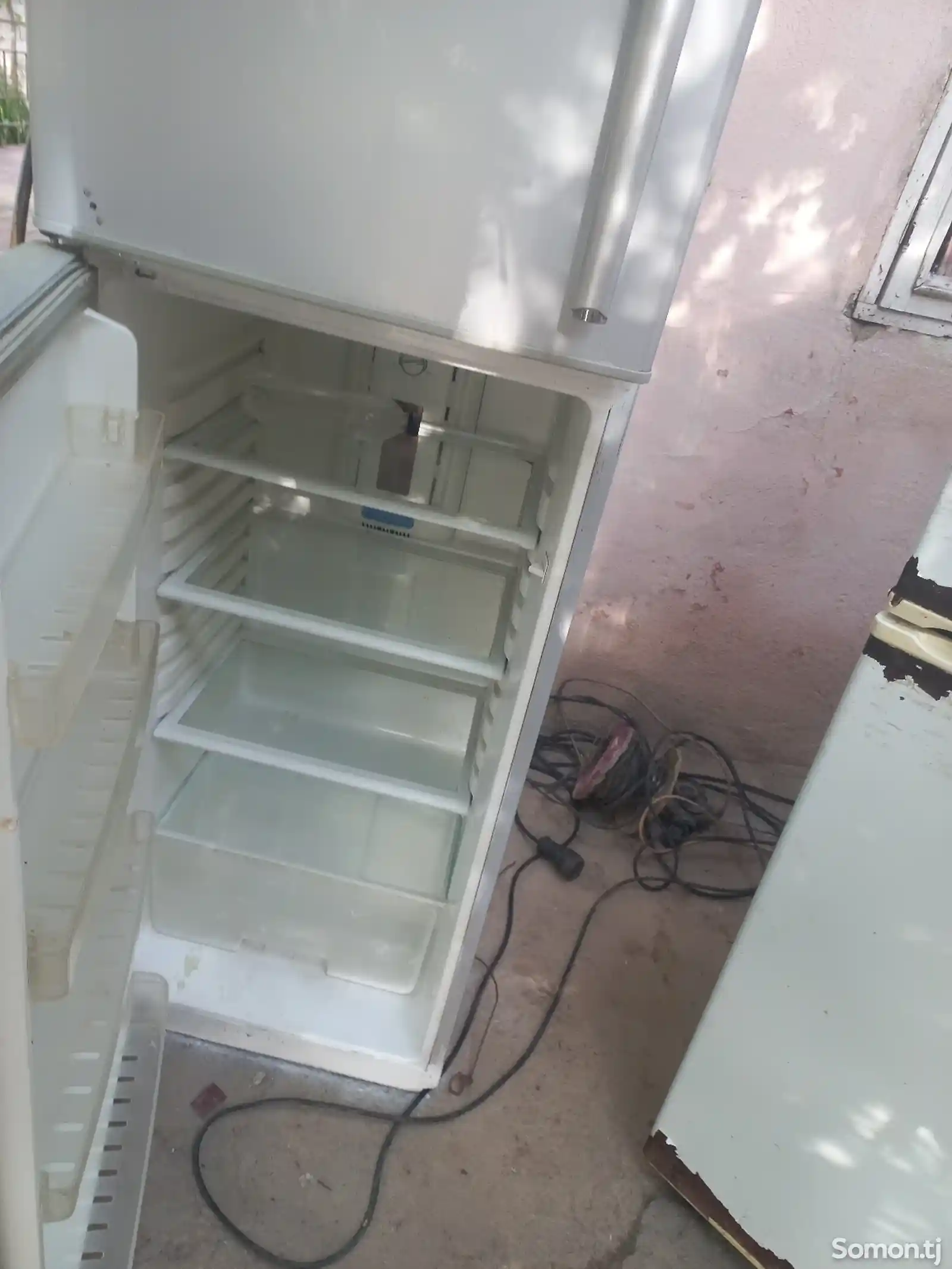 Холодильник Midea-4