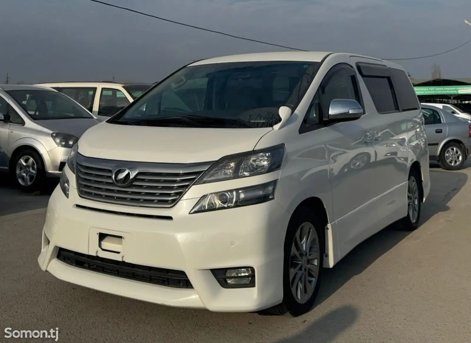 Toyota Vellfire, 2014-1