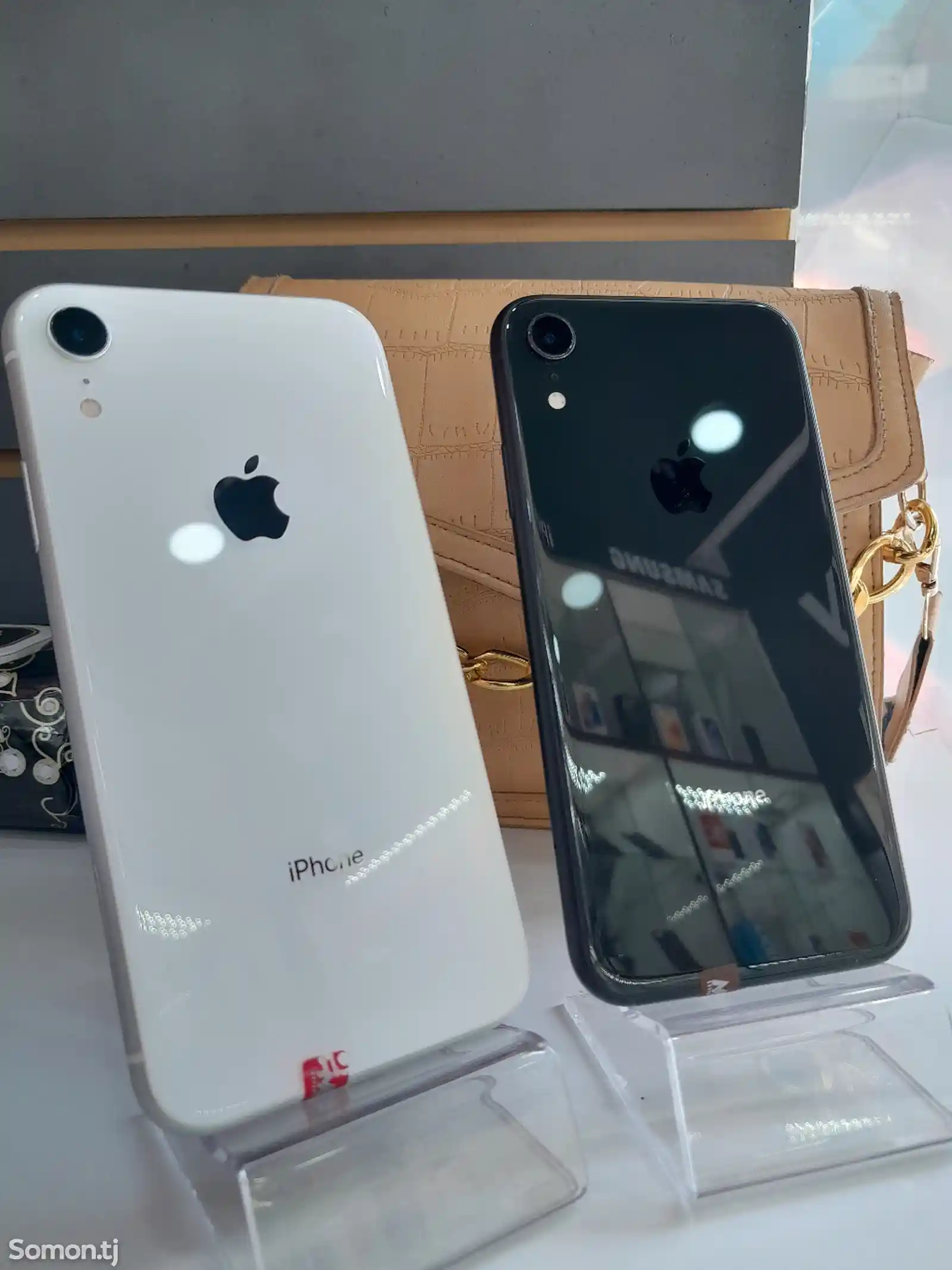 Apple iPhone Xr, 64 gb, White-3