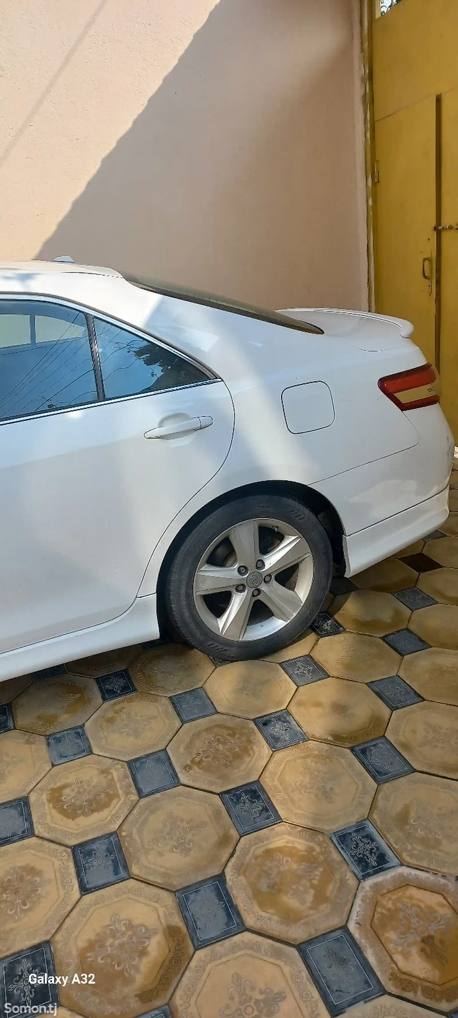 Toyota Camry, 2011-11