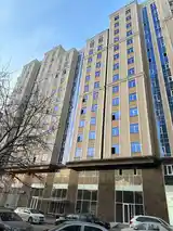 2-комн. квартира, 10 этаж, 71 м², Театри Чавонон-2