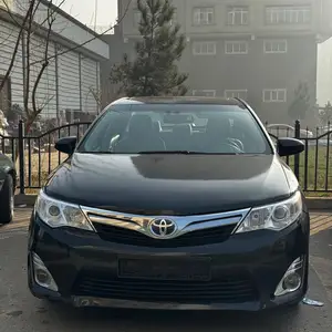 Toyota Camry, 2013