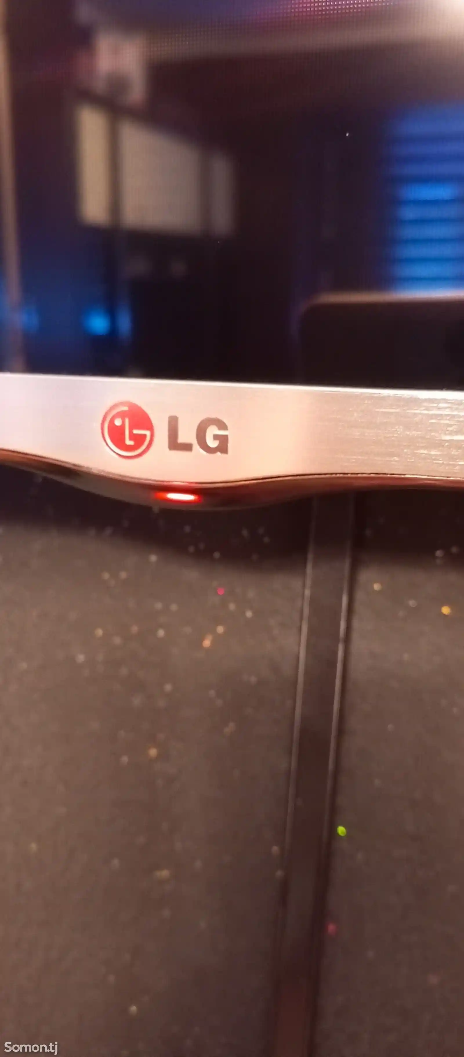 Телевизор LG-3