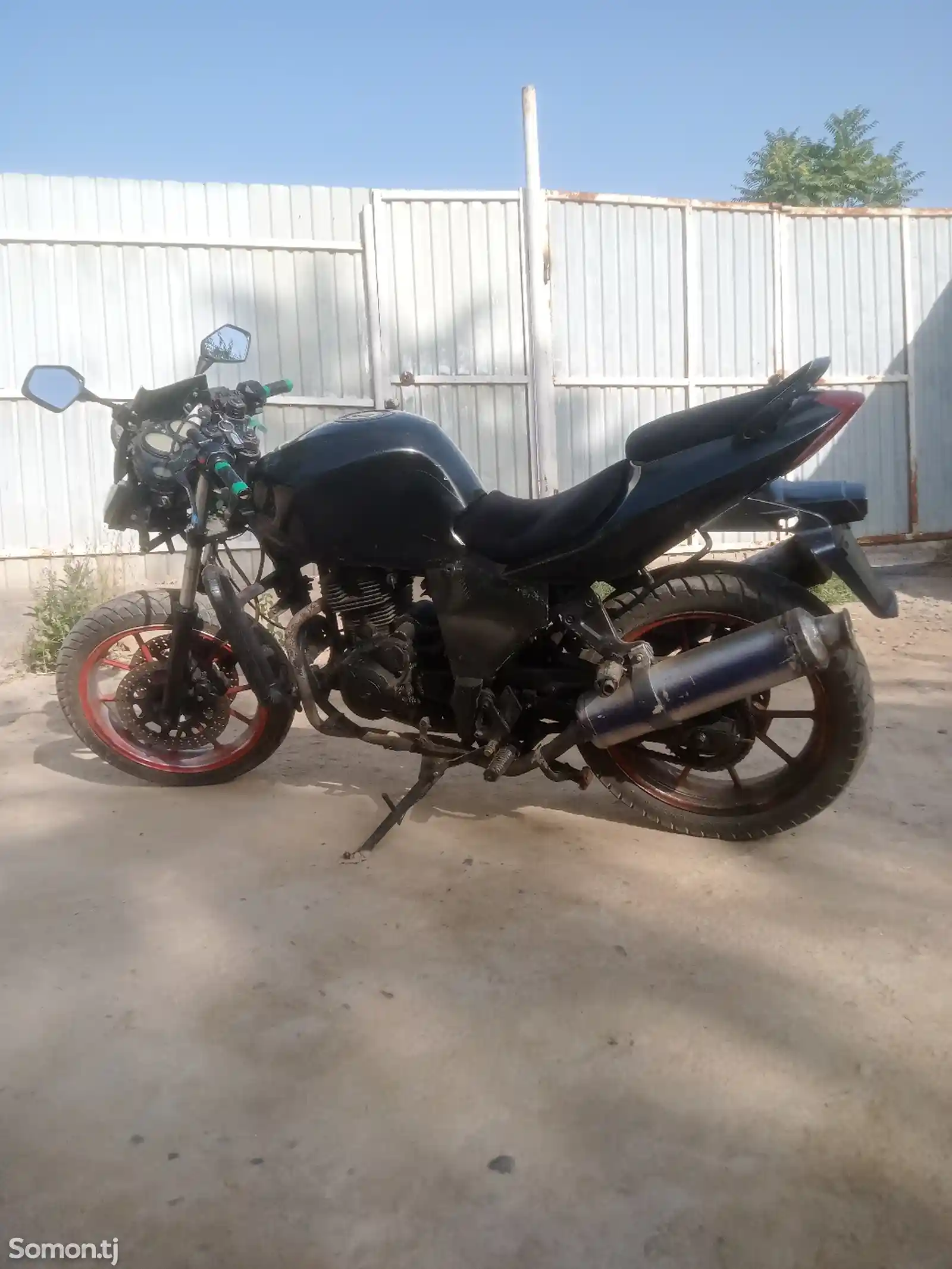 Мотоцикл Suzuki-2