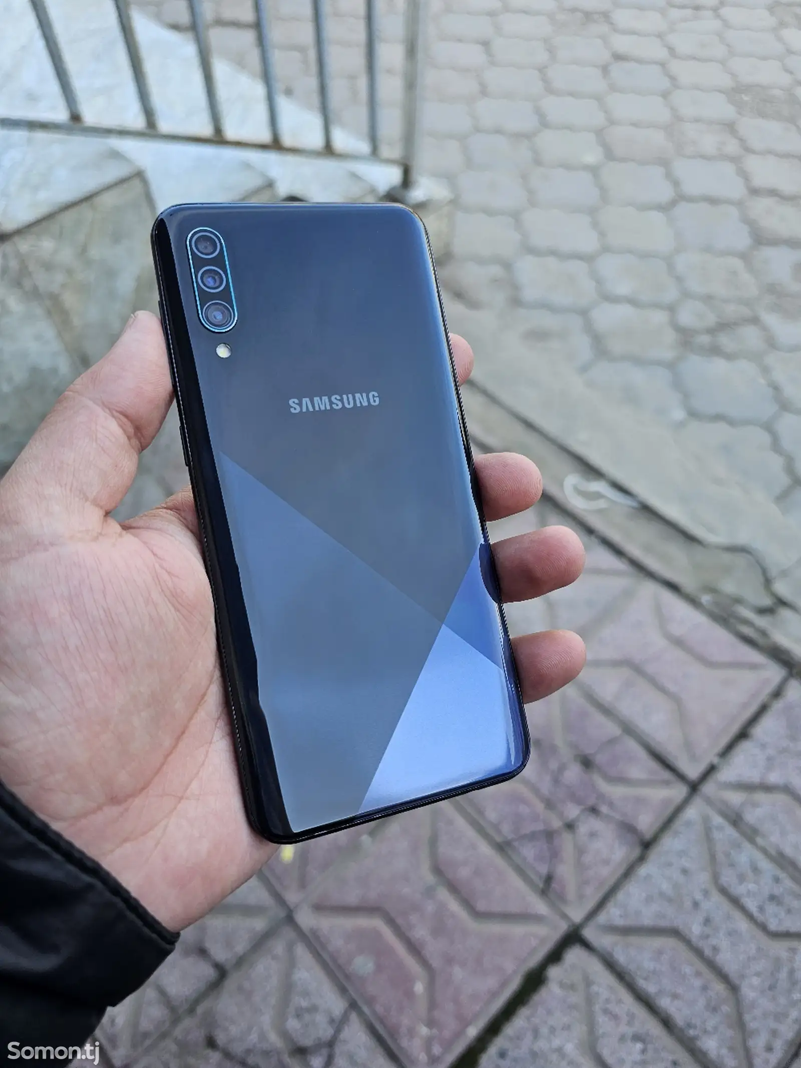 Samsung Galaxy A30s-1