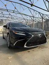 Lexus ES series, 2014-8