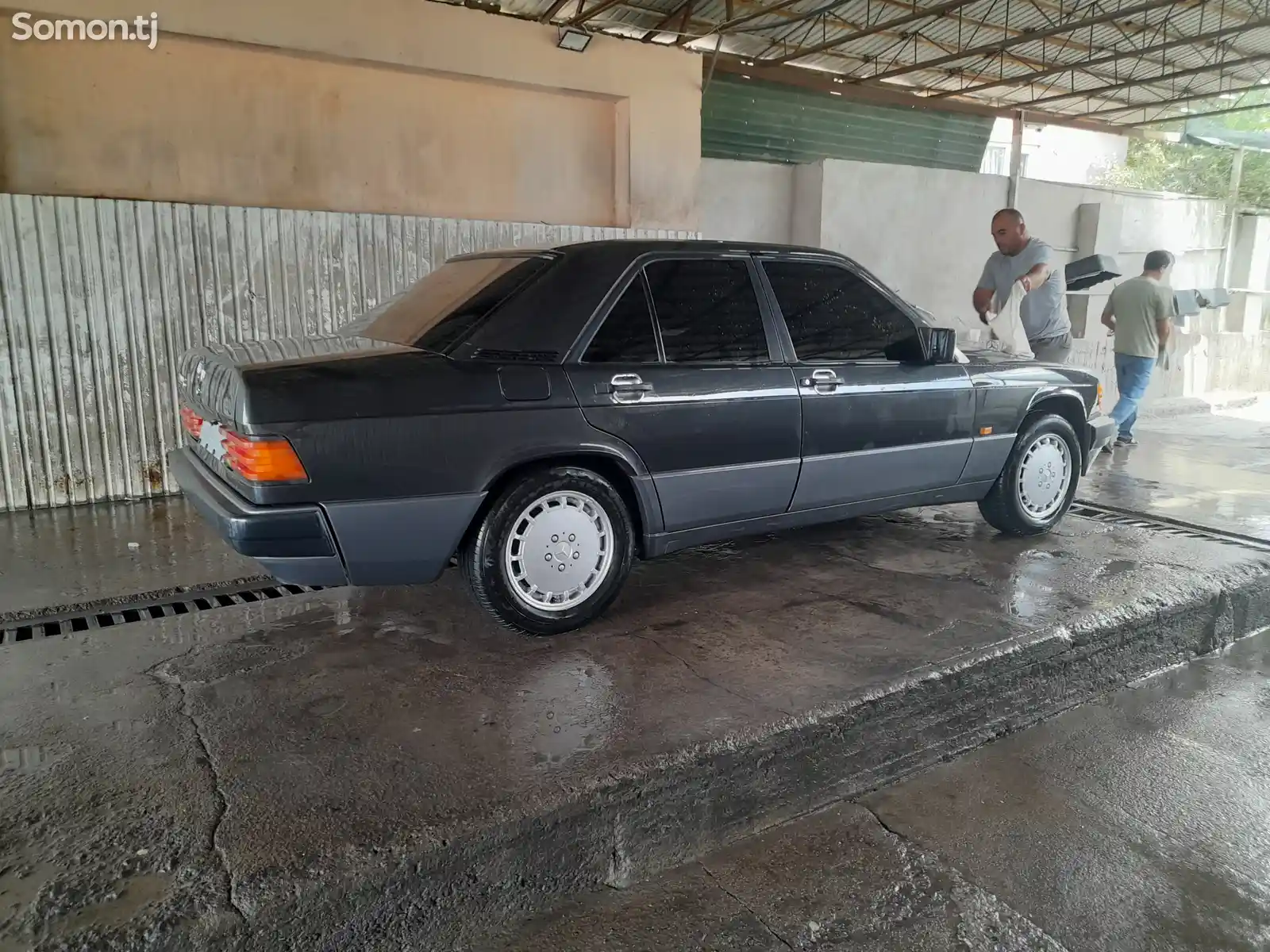 Mercedes-Benz W201, 1990-5