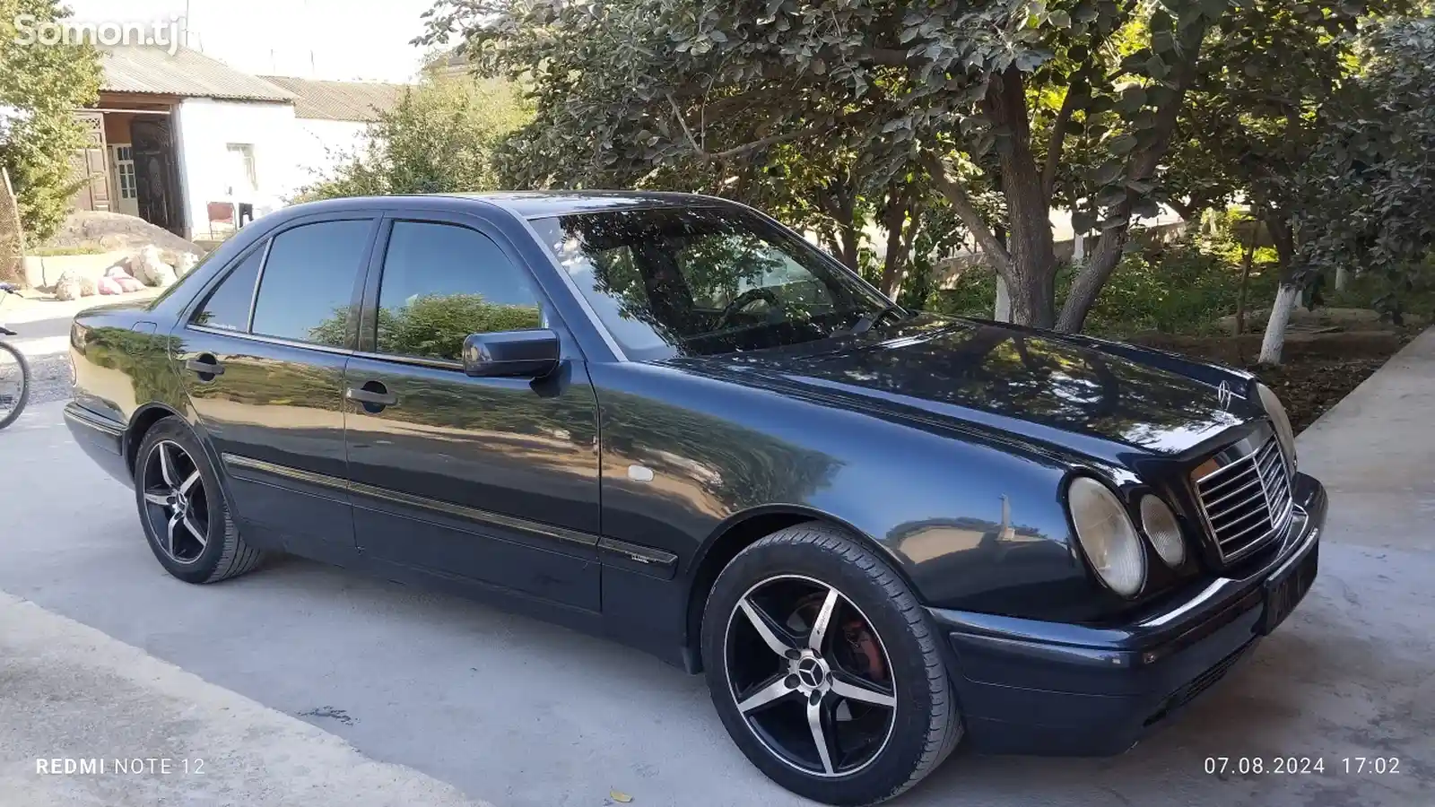 Mercedes-Benz E class, 1995-8