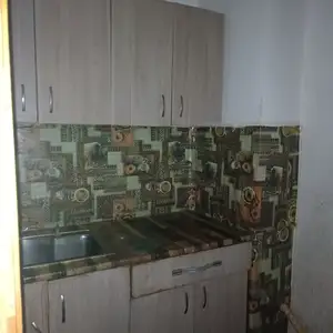 2-комн. квартира, 15 этаж, 42м², вахдат