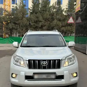 Toyota Land Cruiser Prado, 2010