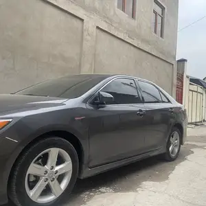 Toyota Camry, 2013