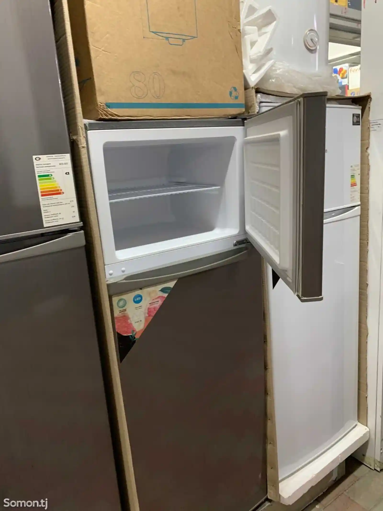 Холодильник F275S-3