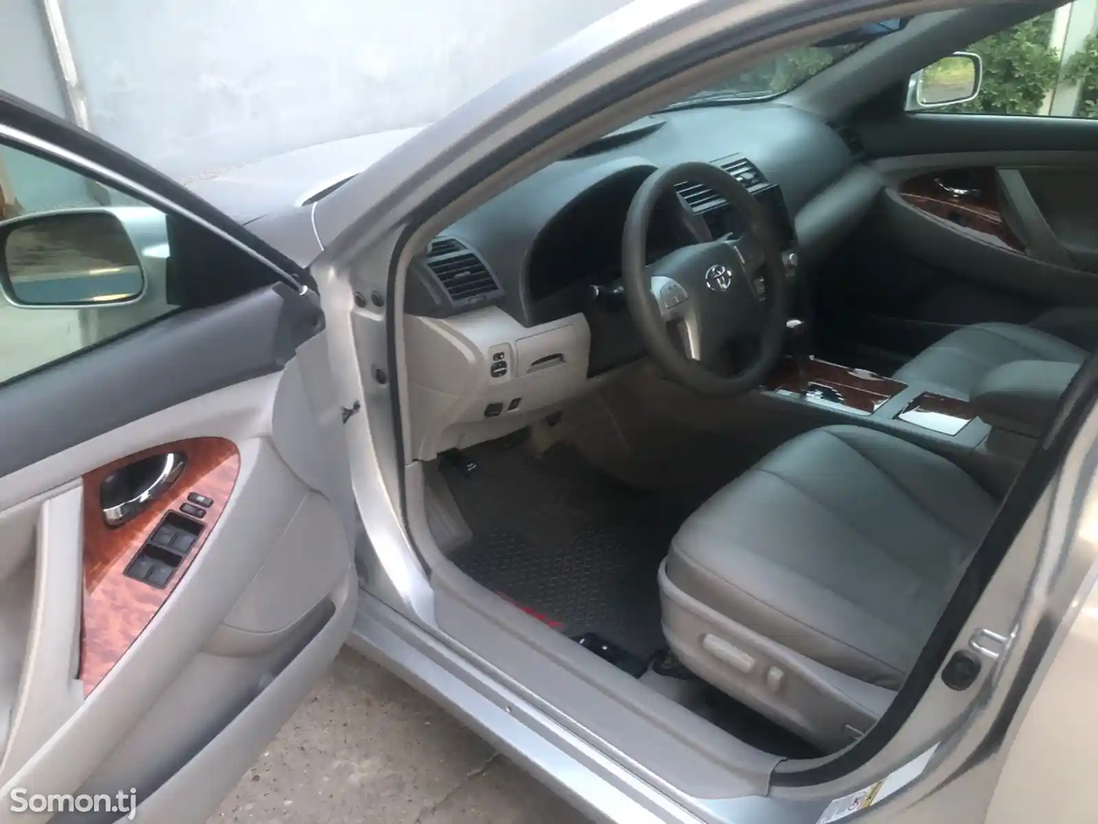 Toyota Camry, 2011-4