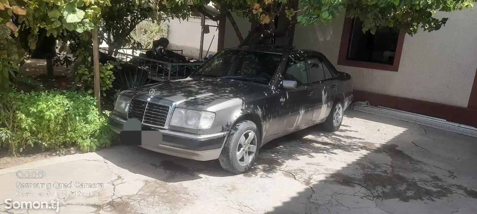 Mercedes-Benz W124, 1990-1