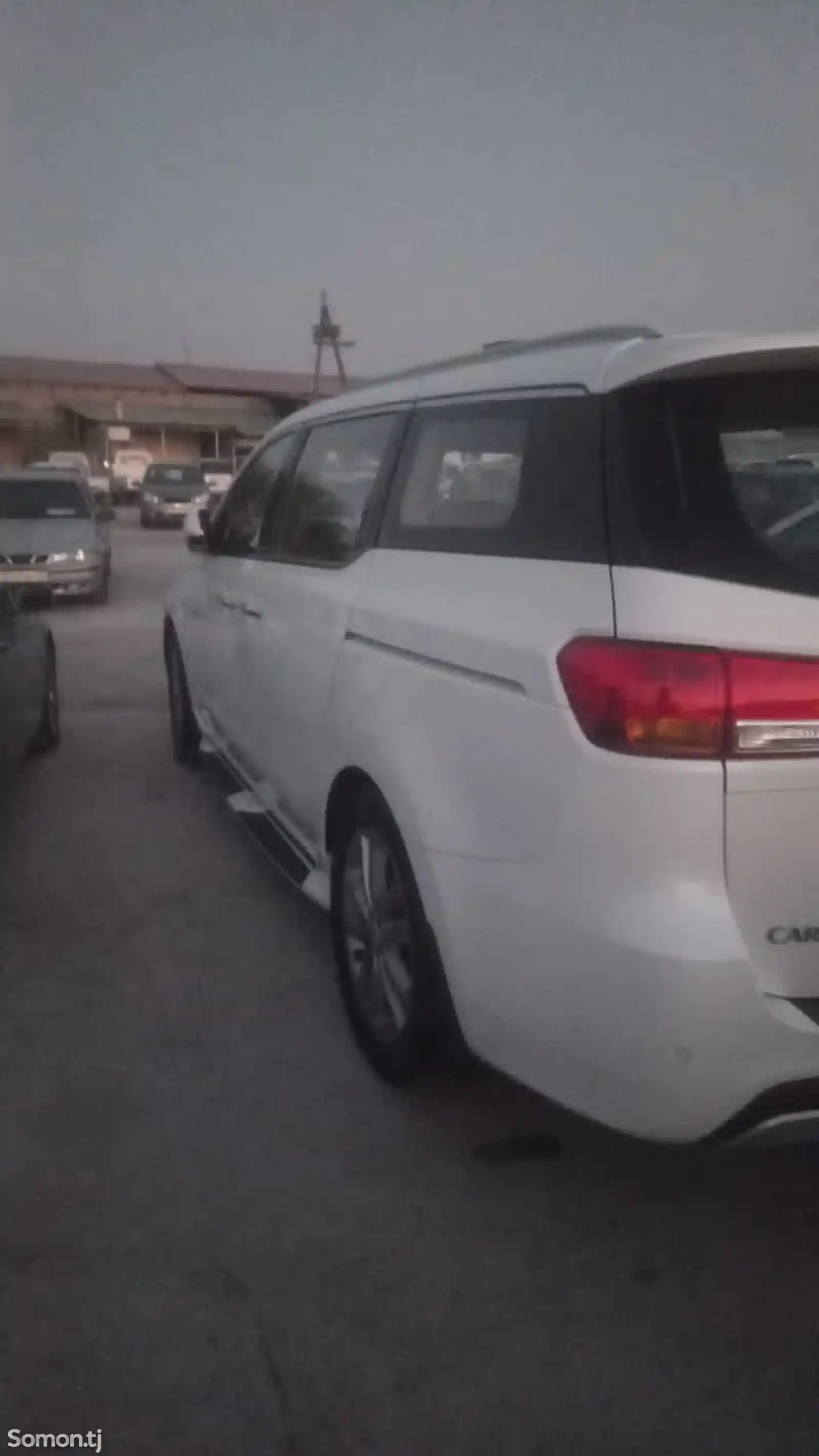 Kia Carnival, 2015-4