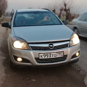 Opel Astra H, 2011