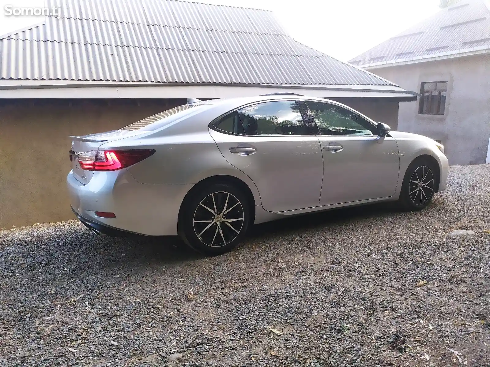 Lexus ES series, 2015-6