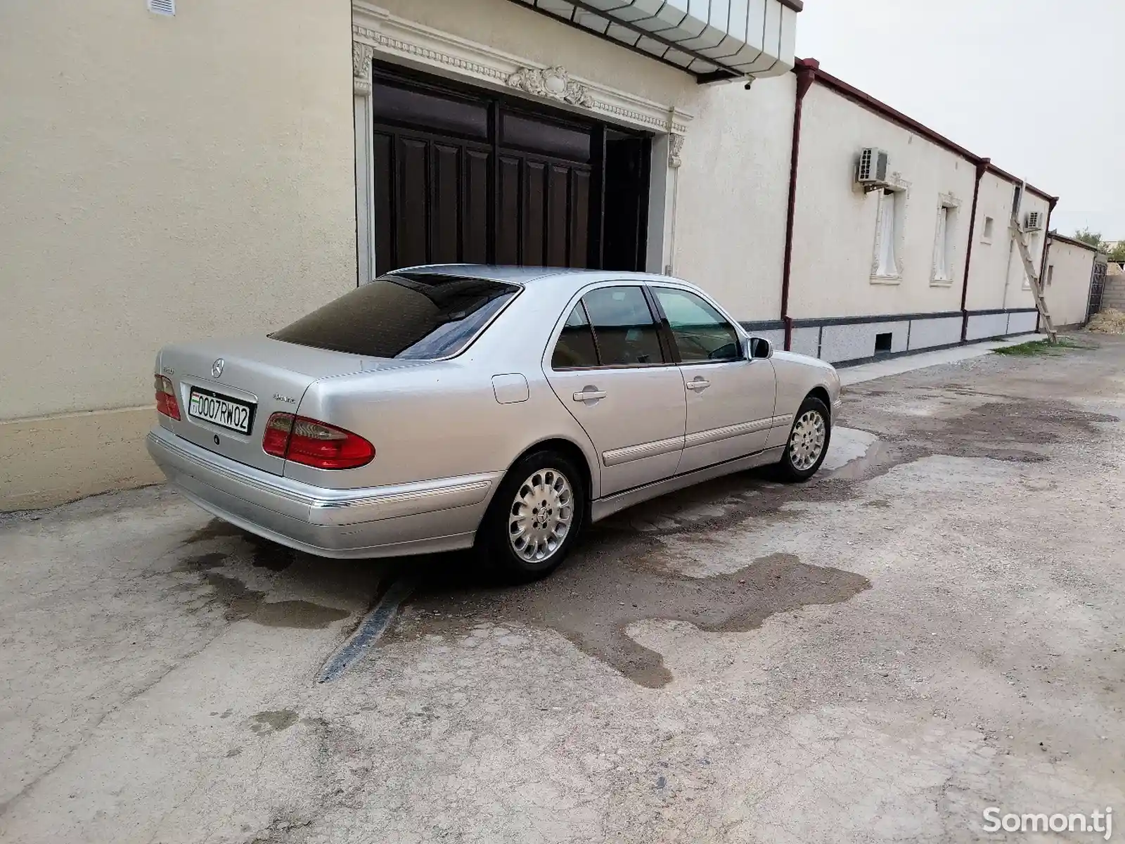 Mercedes-Benz E class, 2001-3