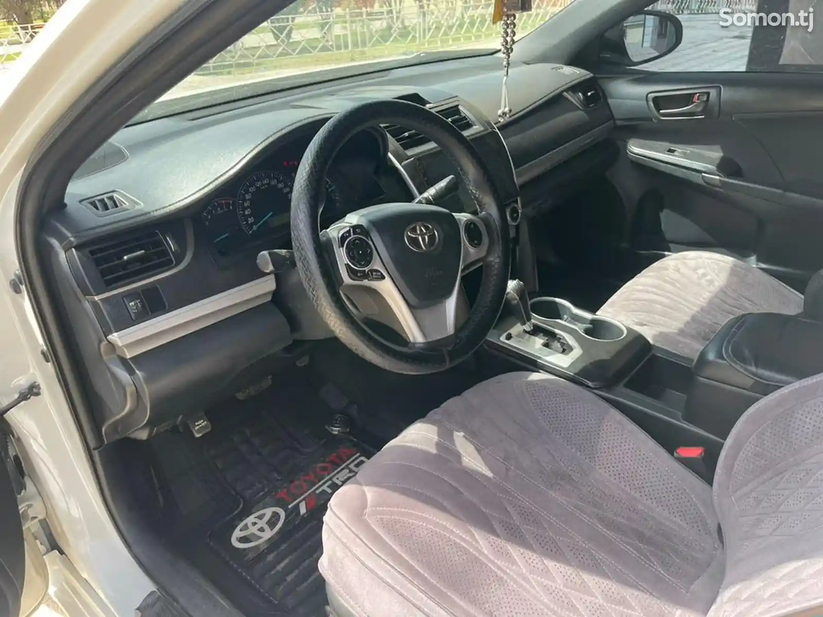 Toyota Camry, 2013-4